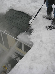 Ice Dam Removal with Steam